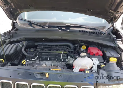 2021 Jeep Renegade Latitude 4X4 from USA, damaged, VIN ZACNJDBB9MPN13625